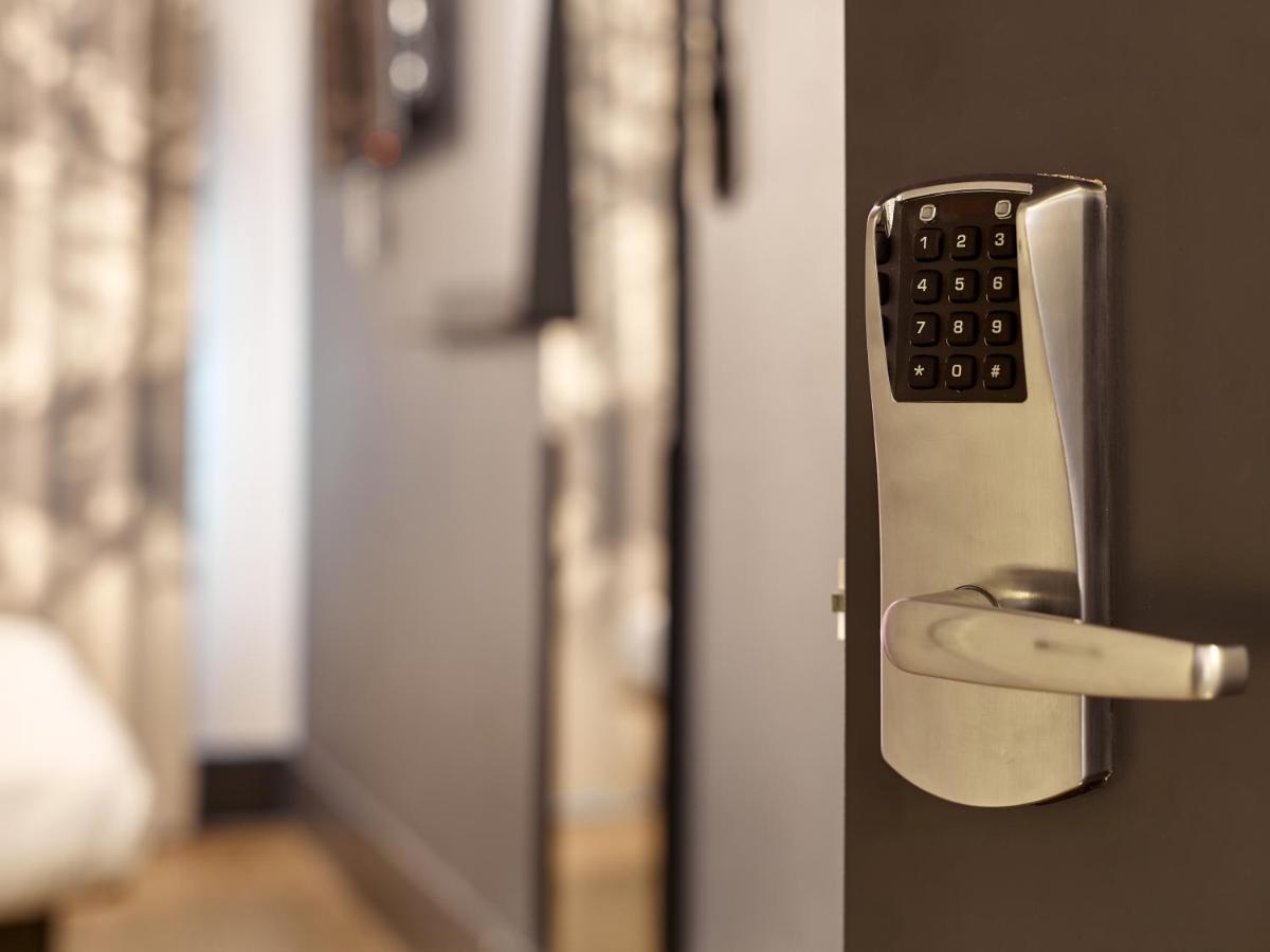 B&B Hotel Rennes Parc Expo Aeroport Брюз Экстерьер фото